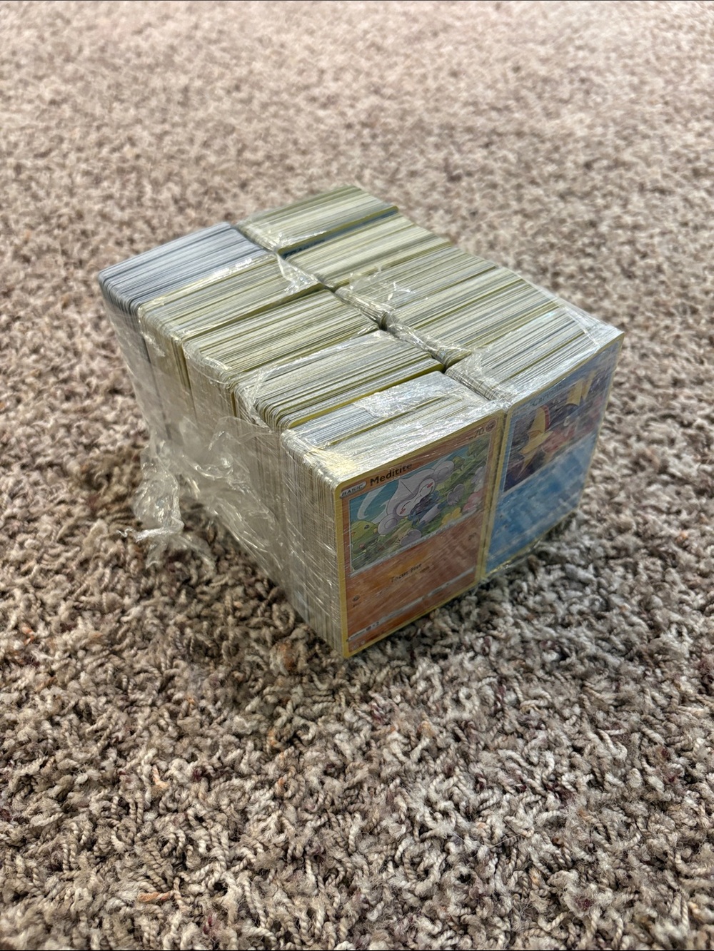 1000 Pokemon TCG - bulk lot - 1000 Random Cards 25 bonus!!